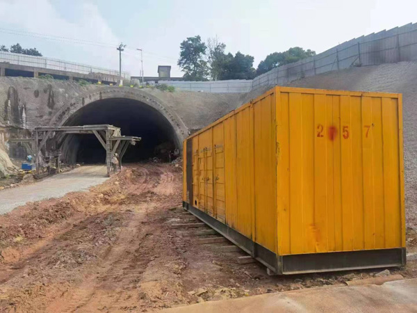 寒亭发电机出租自启装置的工作原理是什么？